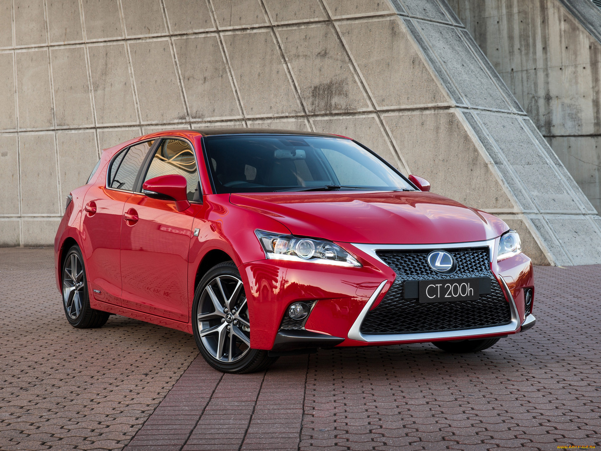 Lexus ct 200h f sport отличия